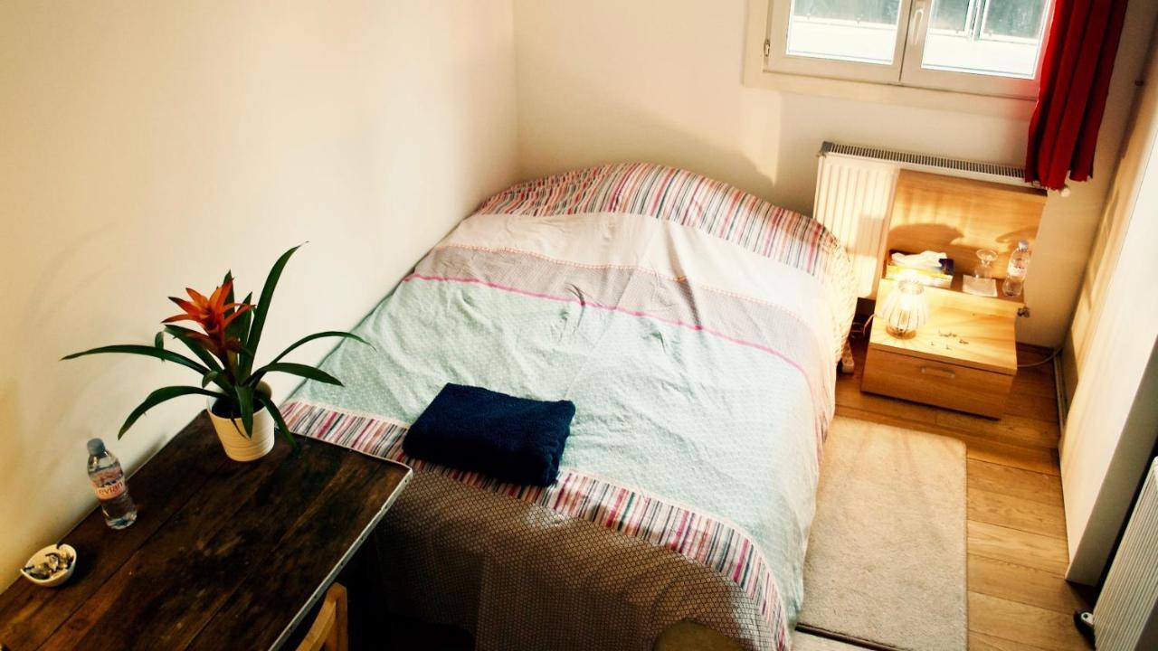 오네수부아 Chbre 2 Pers, Sdb Privee, Repas Et Taxi Cdg Extra 아파트 외부 사진